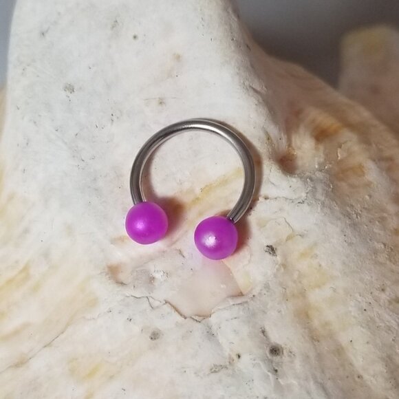 16G Stainless steel horseshoe circular barbell 10mm purple matte pearlized balls - Picture 1 of 2